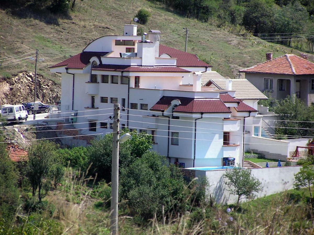 Hotel Aleksievata Kashta Gurgulyat Exterior foto